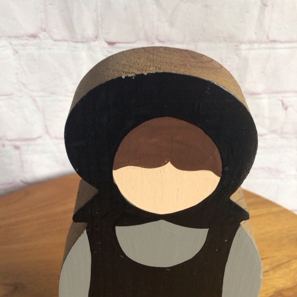 Vintage Wooden Amish Couple Figurine Pair - Picture 7 of 7